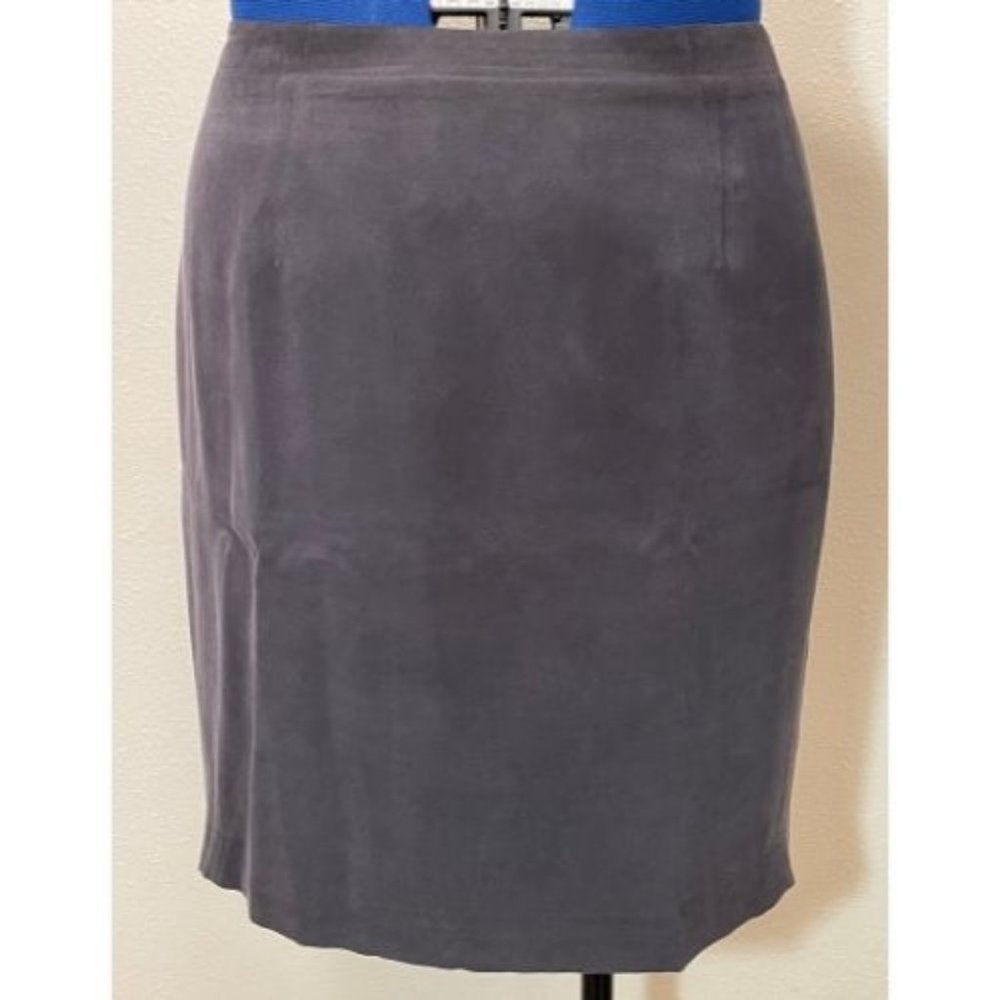 Chaus Petite Navy Silk Skirt - Size 14